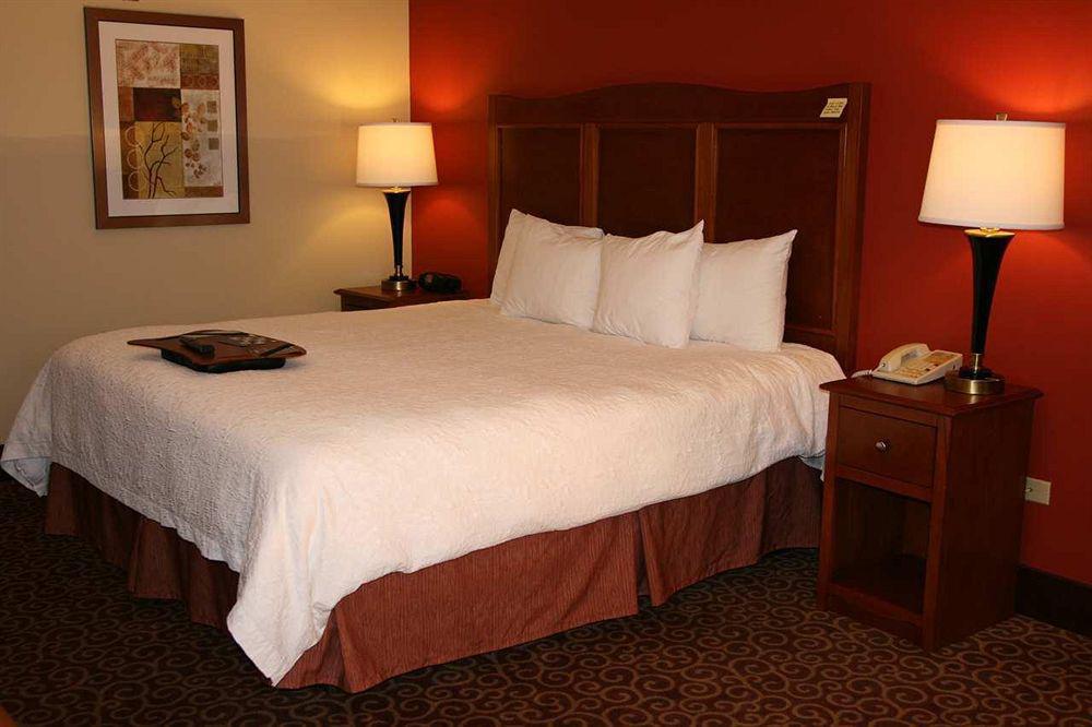 Hampton Inn Chicago-Carol Stream Kültér fotó