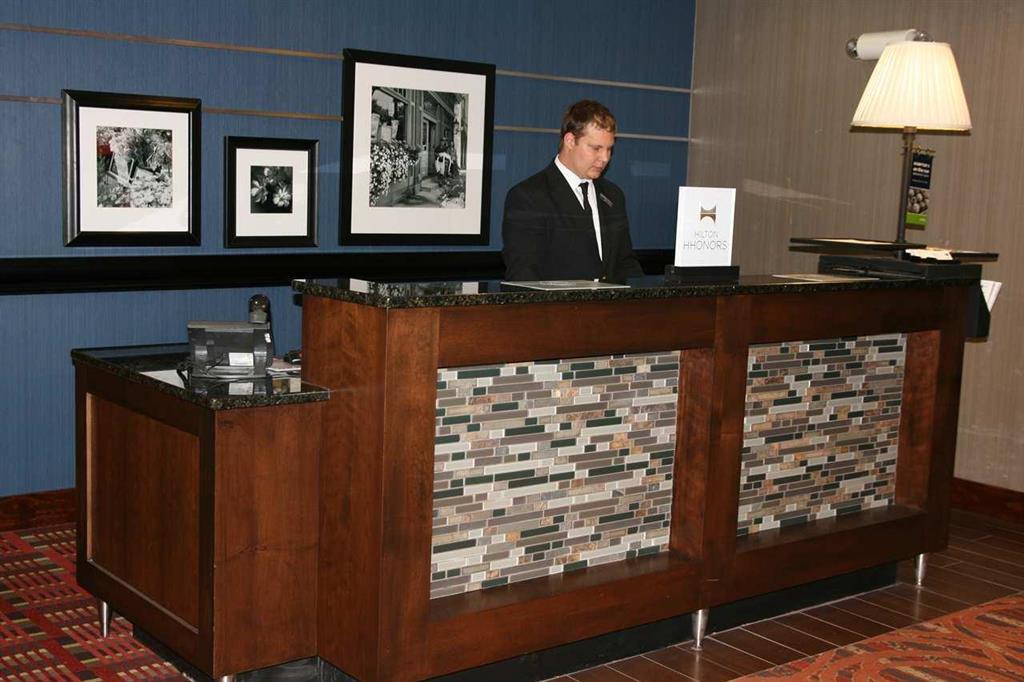 Hampton Inn Chicago-Carol Stream Beltér fotó